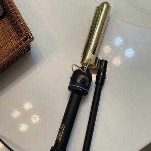 SOLD Hot tools gold marcel 1inch curling iron